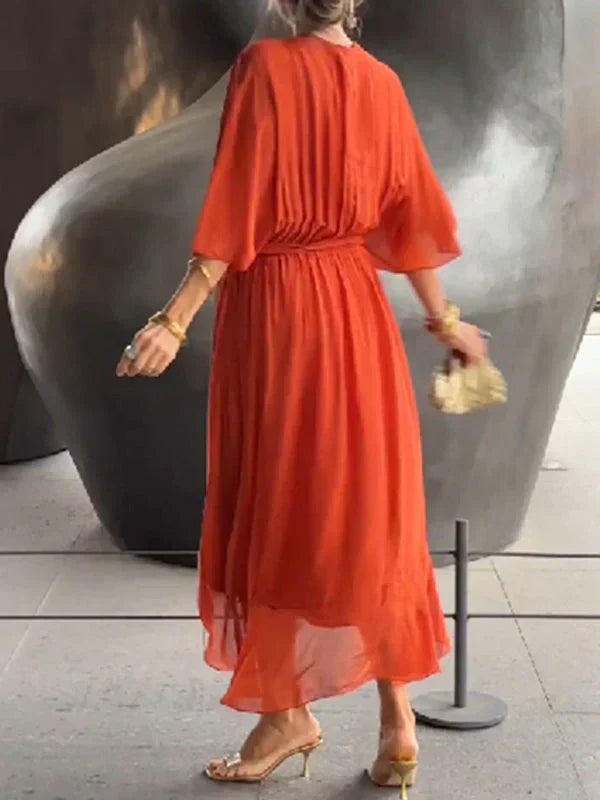 Elena | Szyfonowa sukienka z dekoltem w szpic